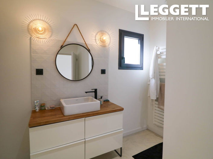 Image No.7-Maison de 4 chambres à vendre à Saint-Hippolyte-du-Fort