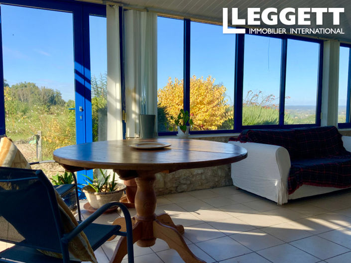 Image No.8-9 Bed Chateaux for sale