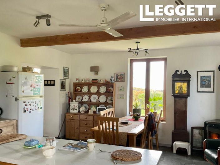 Image No.6-3 Bed House for sale