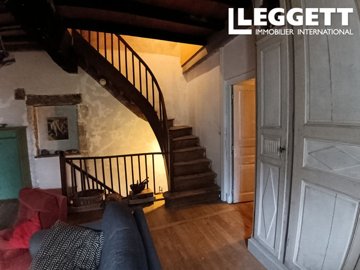 Image No.7-6 Bed House for sale