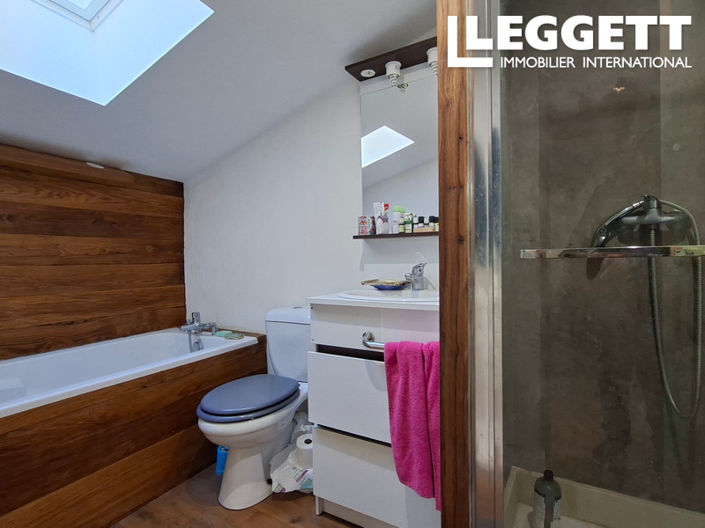 Image No.9-3 Bed House for sale