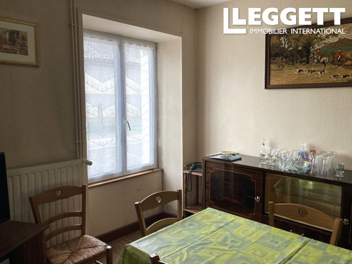 Image No.4-2 Bed House for sale