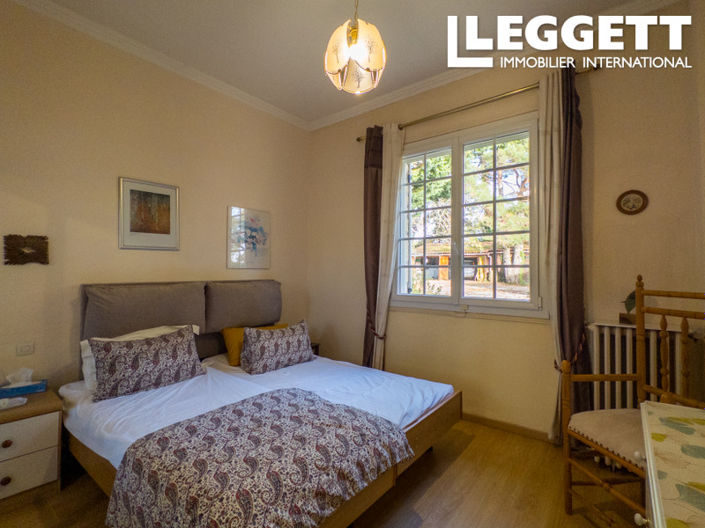 Image No.7-5 Bed House for sale