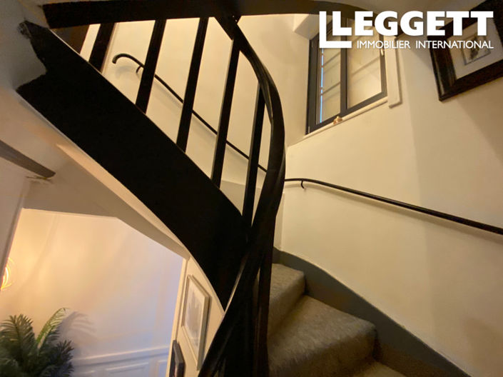 Image No.6-4 Bed House for sale