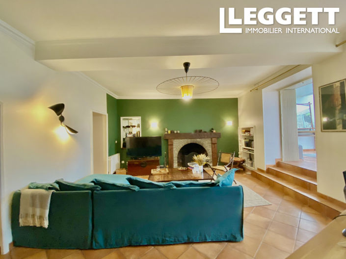 Image No.2-5 Bed House for sale