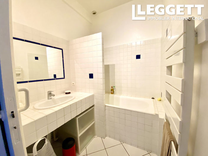 Image No.5-5 Bed House for sale