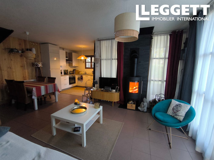 Image No.2-Maison de 2 chambres à vendre à Salles