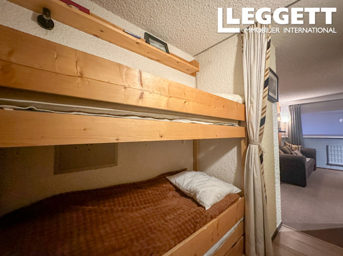 Image No.6-Apartment for sale