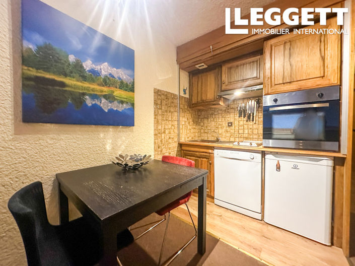 Image No.7-Apartment for sale