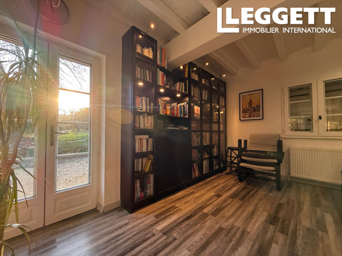 Image No.5-5 Bed House for sale