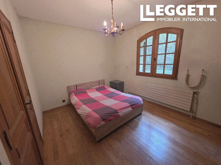 Image No.6-3 Bed House for sale