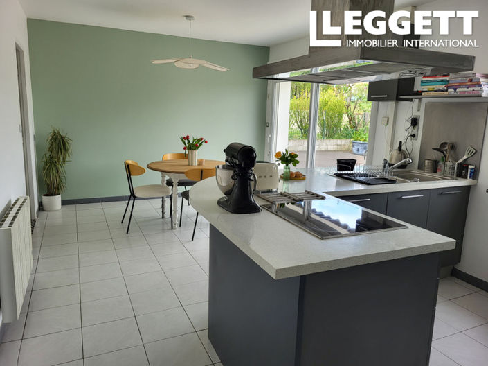 Image No.5-3 Bed House for sale