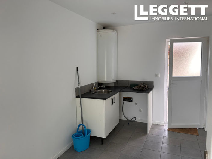 Image No.9-3 Bed House for sale