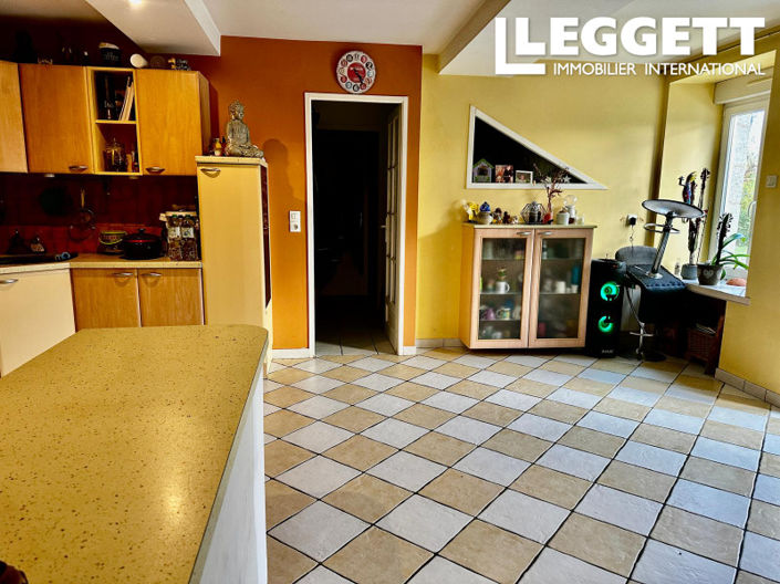 Image No.7-3 Bed House for sale