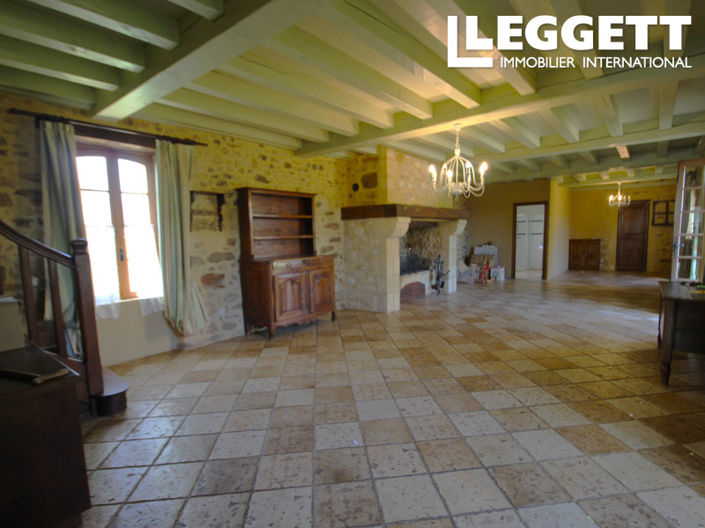 Image No.6-5 Bed House for sale