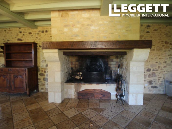 Image No.7-5 Bed House for sale