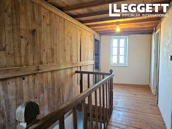 Image No.9-7 Bed House for sale