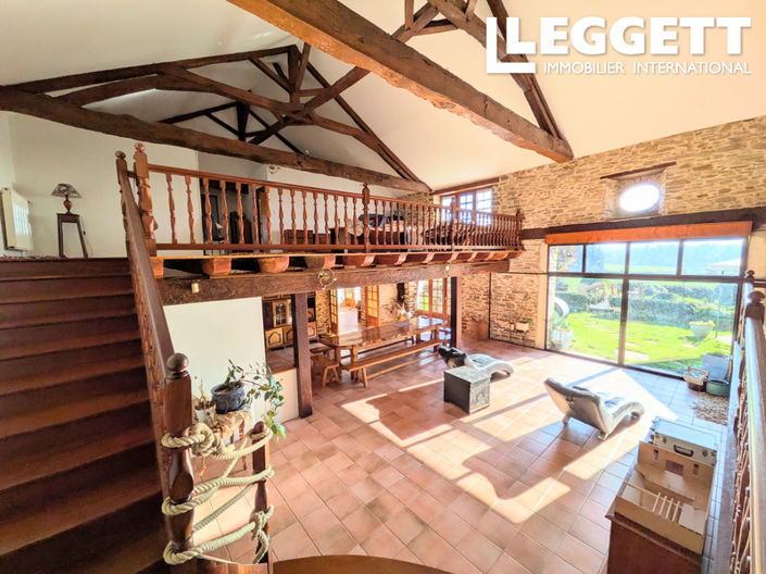 Image No.2-3 Bed House for sale