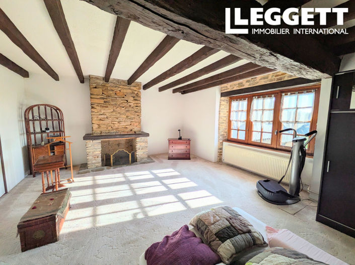 Image No.8-3 Bed House for sale