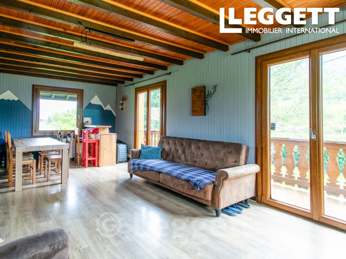 Image No.2-3 Bed House for sale