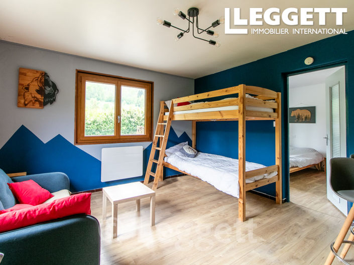 Image No.7-3 Bed House for sale