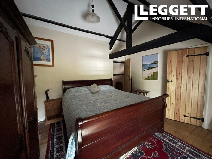 Image No.6-4 Bed House for sale