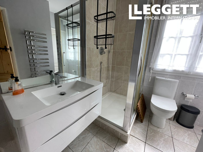 Image No.8-4 Bed House for sale