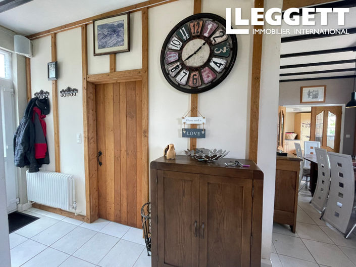 Image No.8-4 Bed House for sale