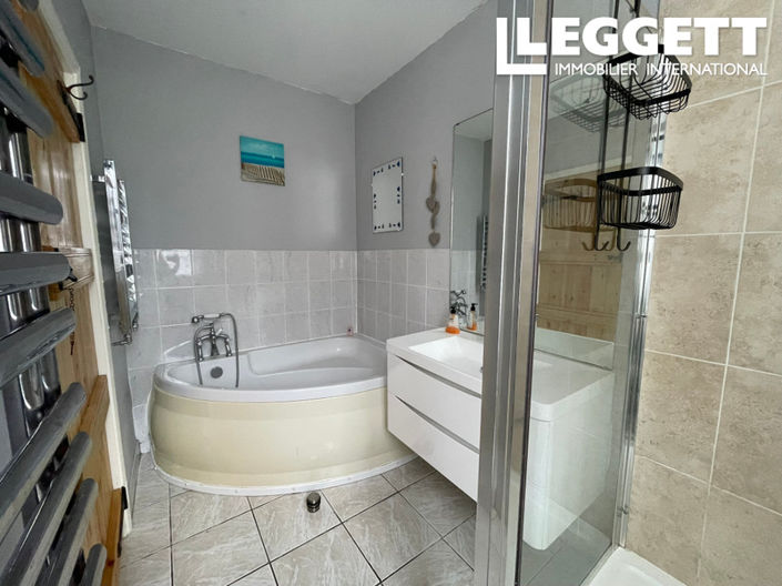 Image No.9-4 Bed House for sale
