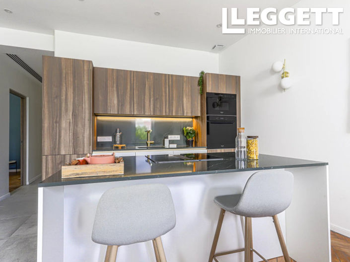 Image No.10-2 Bed Apartment for sale