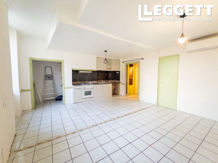 Image No.8-3 Bed House for sale