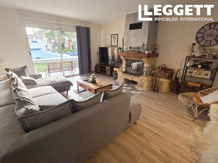 Image No.7-4 Bed House for sale