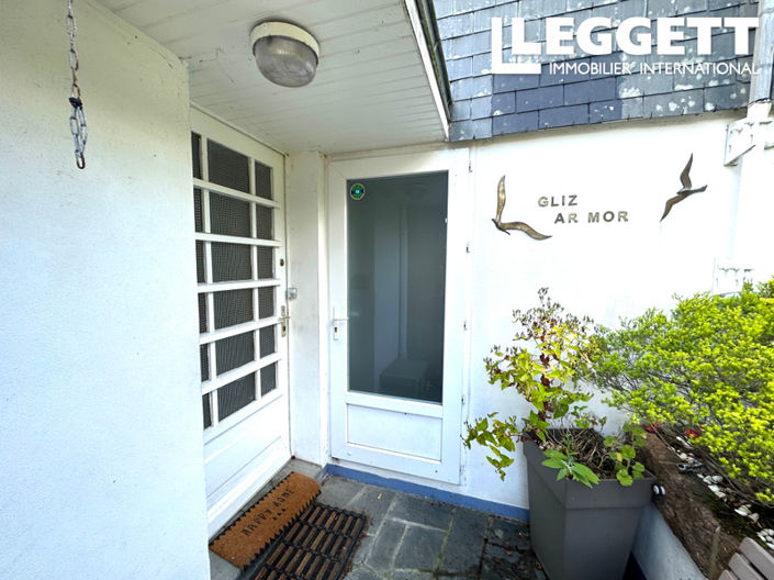 Image No.4-6 Bed House for sale