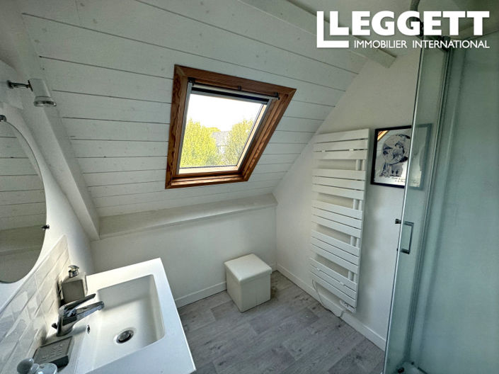 Image No.7-6 Bed House for sale