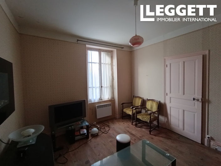 Image No.8-5 Bed House for sale