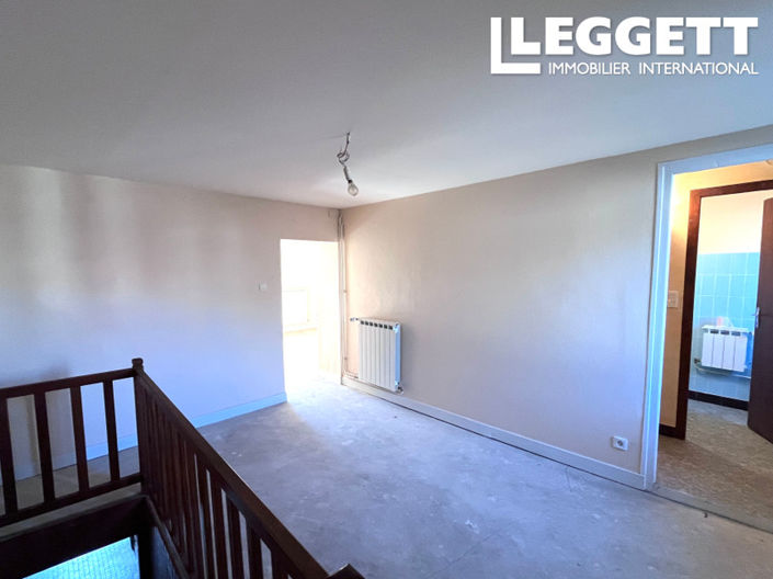 Image No.6-3 Bed House for sale