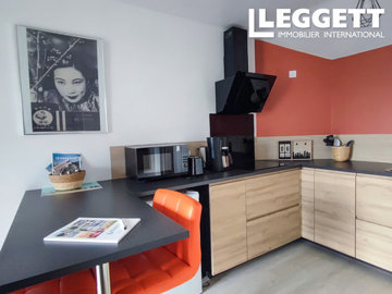 1 - La Ville-ès-Nonais, House