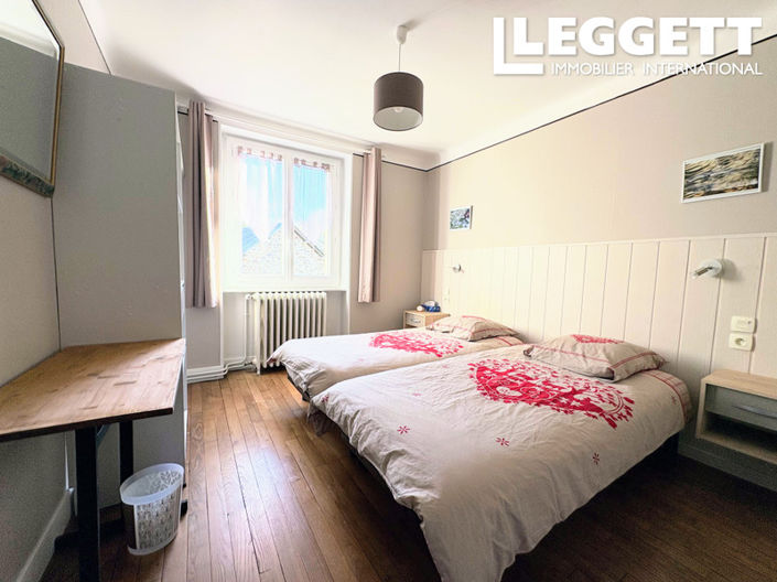 Image No.5-4 Bed House for sale