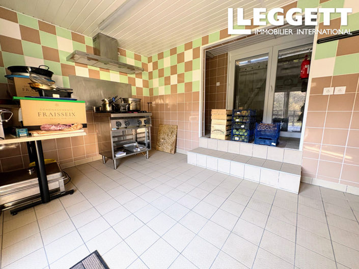 Image No.8-4 Bed House for sale