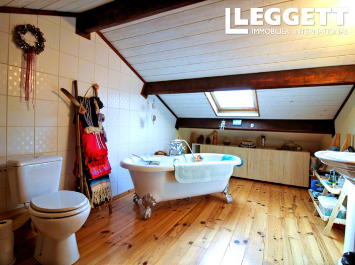 Image No.6-Maison de 2 chambres à vendre à Nanteuil-en-Vallée