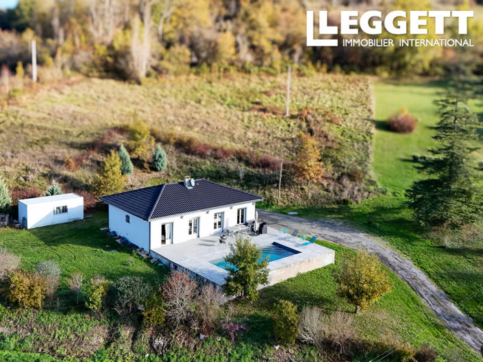 Image No.2-4 Bed House for sale