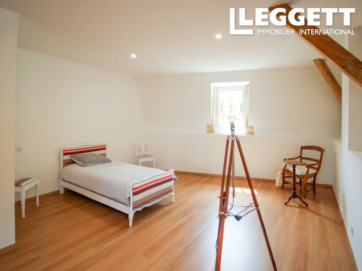 Image No.7-3 Bed House for sale