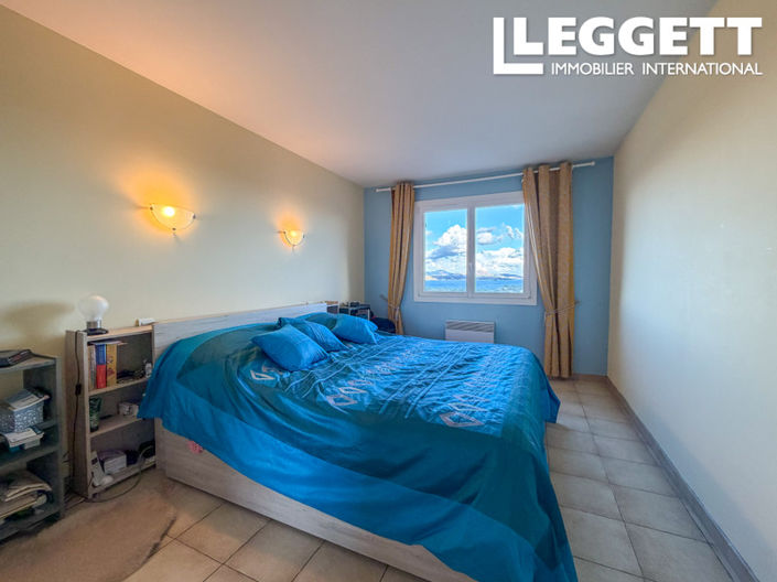 Image No.10-7 Bed House for sale