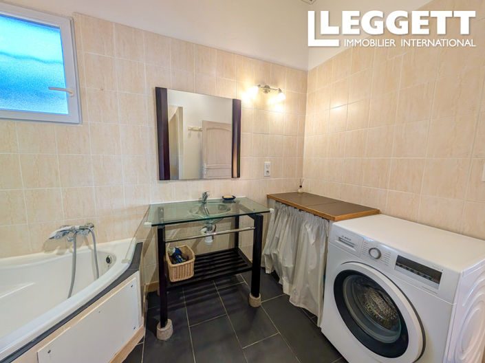 Image No.9-4 Bed House for sale