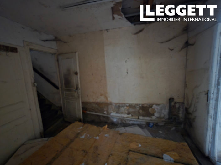 Image No.5-House for sale