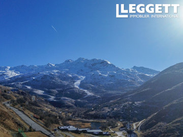 ahr0chm6ly9jzg4uagvzdglhlmltbw8vaw1hz2uvvevom