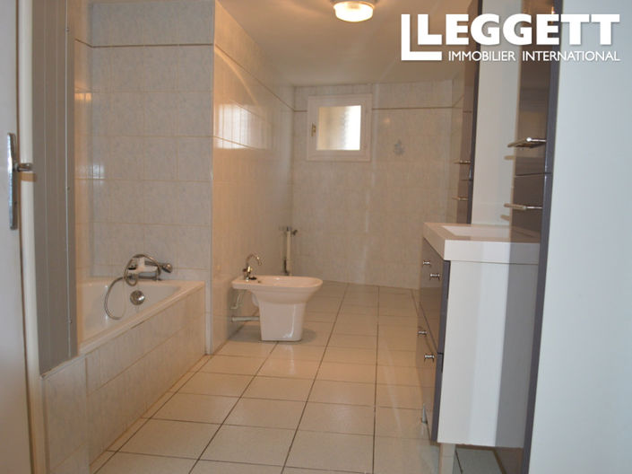 Image No.7-Maison de 4 chambres à vendre à Lavergne