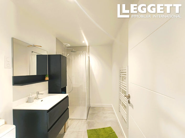 Image No.10-2 Bed House for sale