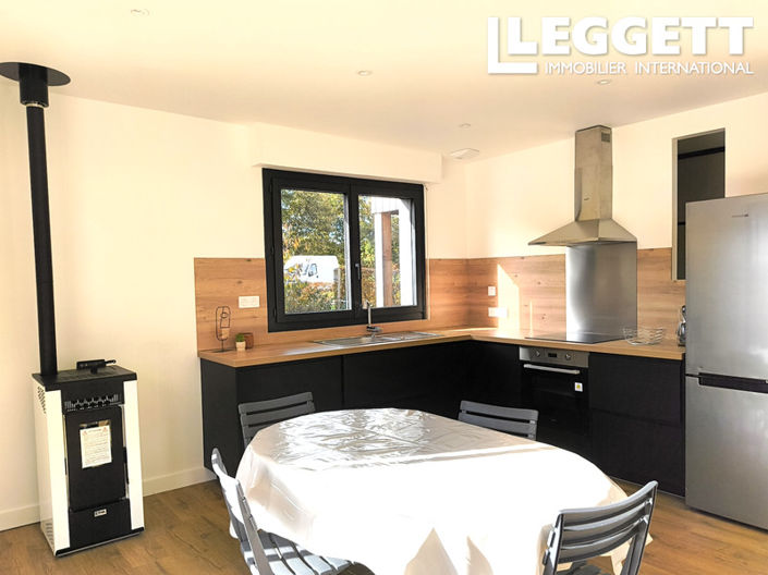 Image No.6-2 Bed House for sale