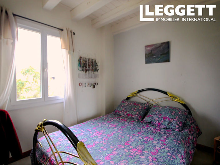 Image No.9-3 Bed House for sale